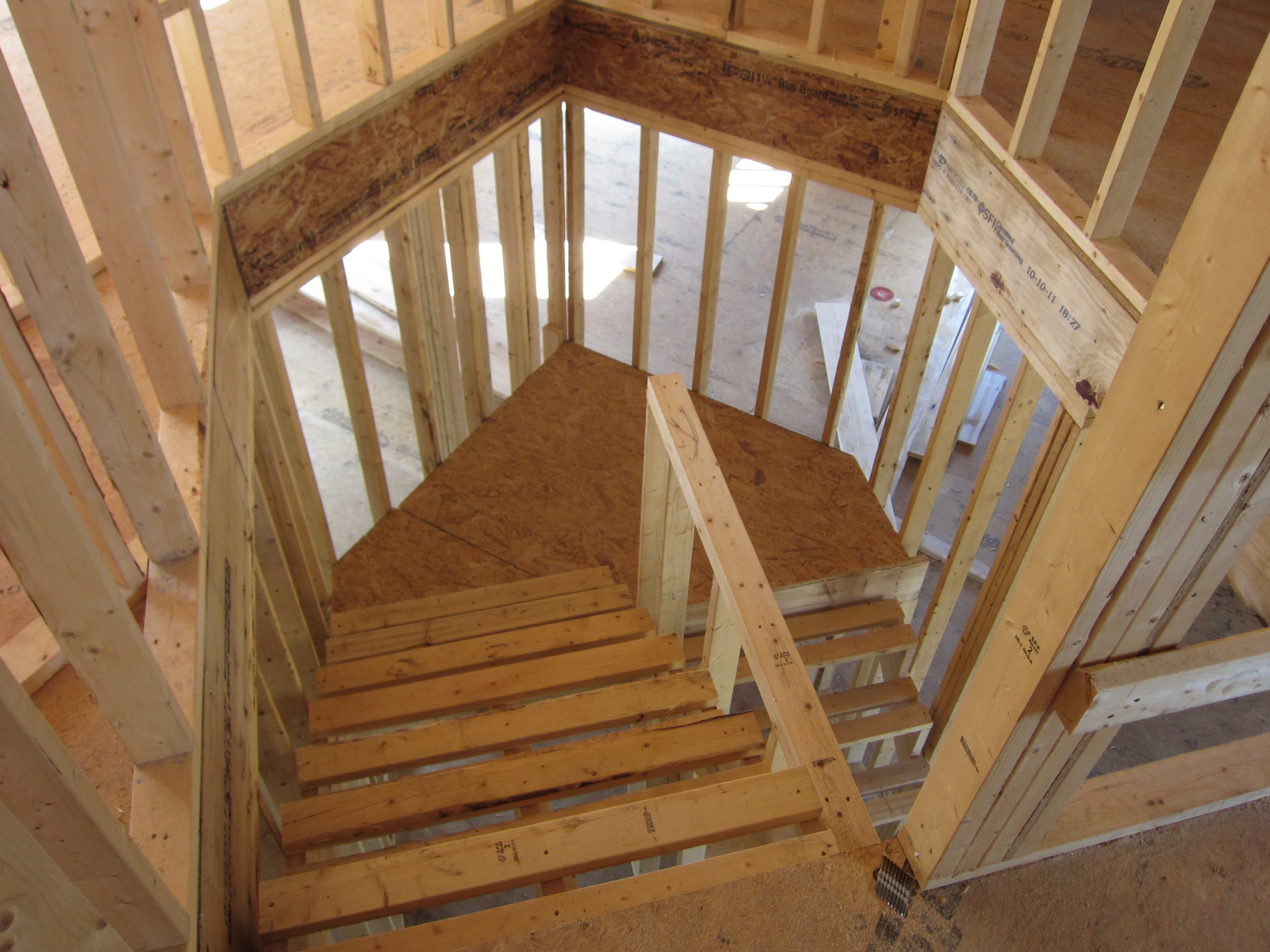 היתרונות שבבניית מדרגות עץ
